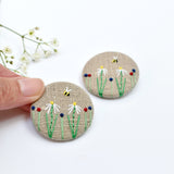 Fabric badge with embroidered flowers and bee, floral pin badge handmade by Stitch Galore 